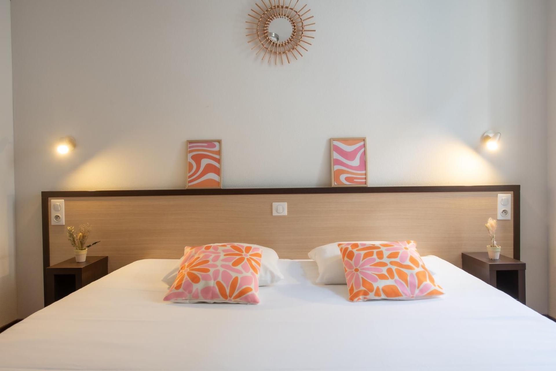Logis Hotel Le Commerce Navarrenx Экстерьер фото
